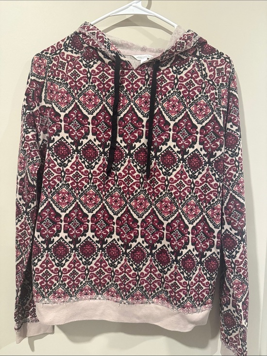 Aeropostale Tops - Aeropostale Pink Patterned Hooded Pullover with Black Drawstrings